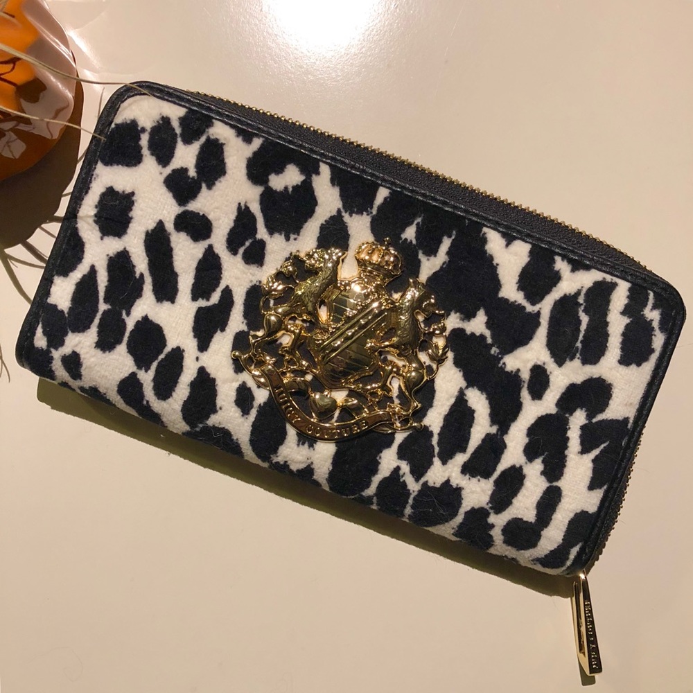 Juicy couture wallet